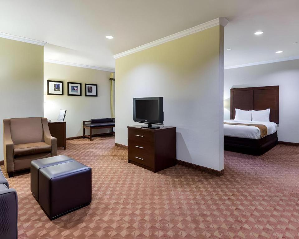 Comfort Suites Near Nasa - Clear Lake Уебстър Екстериор снимка