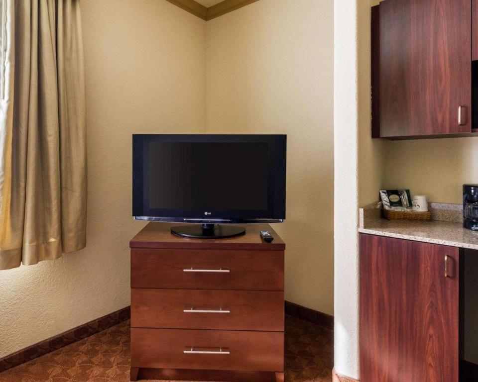 Comfort Suites Near Nasa - Clear Lake Уебстър Екстериор снимка