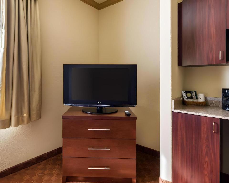 Comfort Suites Near Nasa - Clear Lake Уебстър Екстериор снимка