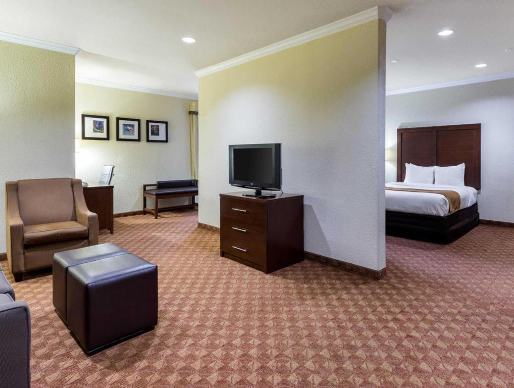 Comfort Suites Near Nasa - Clear Lake Уебстър Екстериор снимка